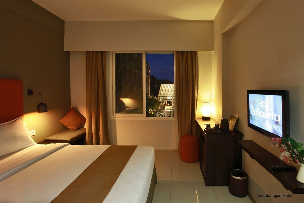 Ananta Legian Hotel Zewnętrze zdjęcie